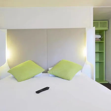 Campanile Saint-die 3*